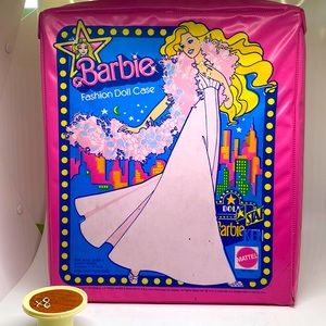 Vtg Barbie Doll Case 77